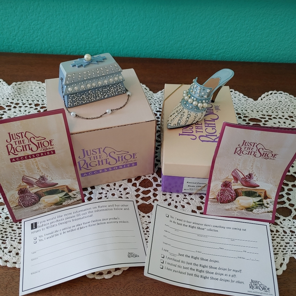 Just The Right Shoe Mini Collectible and Accessory